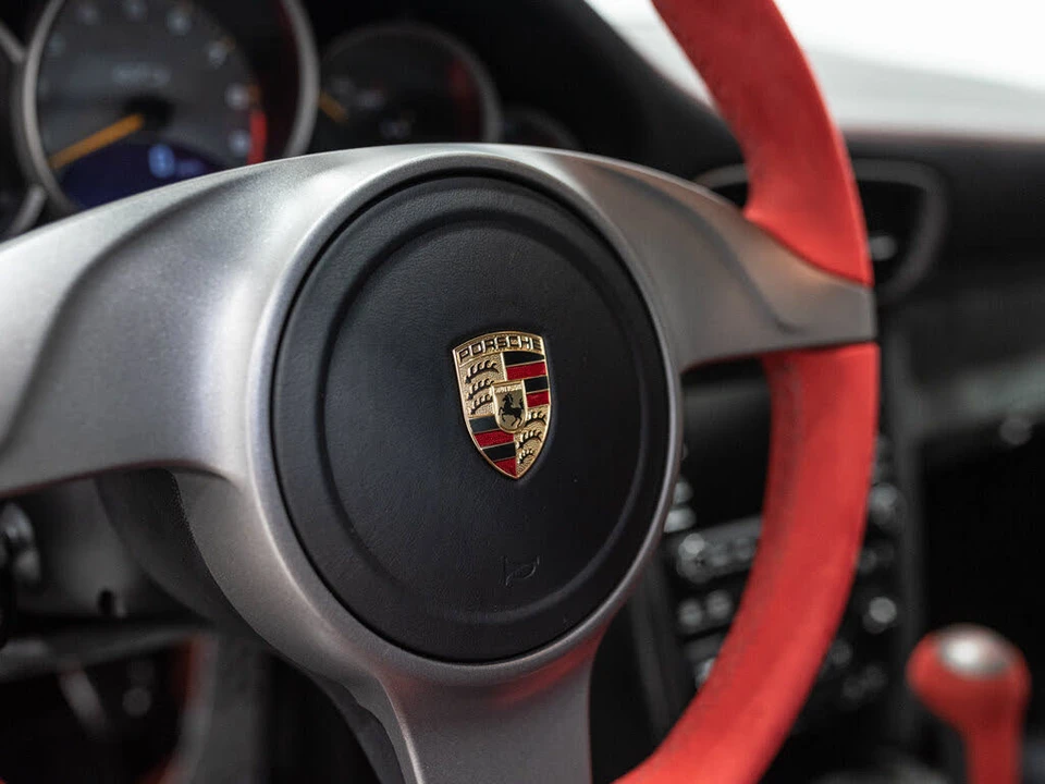 2011 Porsche 997 GT3 RS - Image 29 of 31