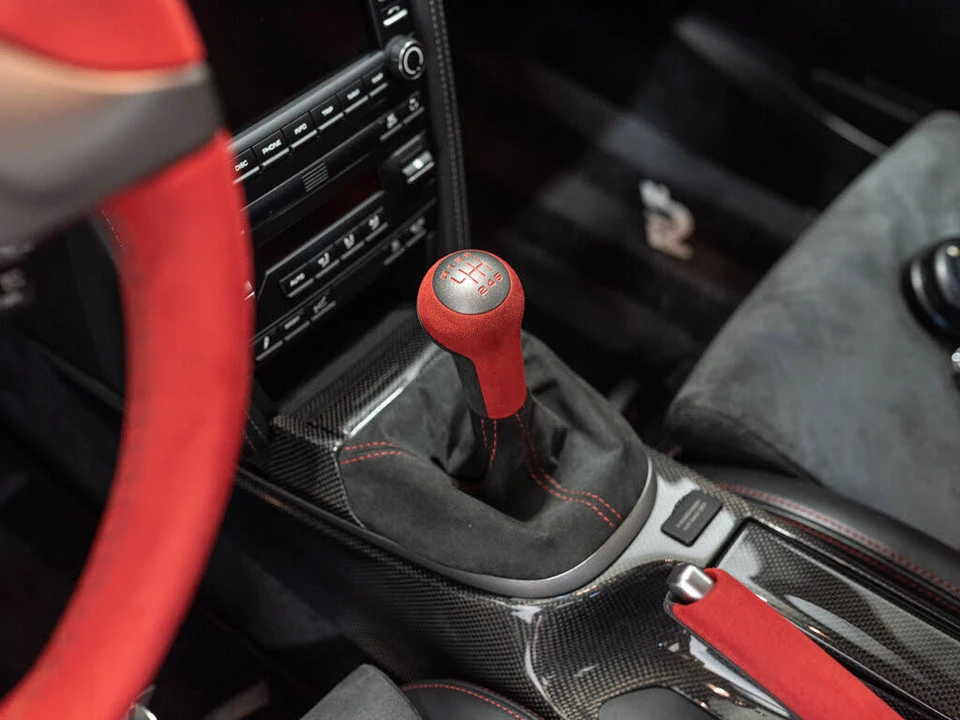 2011 Porsche 997 GT3 RS - Image 27 of 31