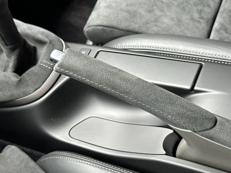 2011 Porsche 997 GT3 RS - Image 23 of 31