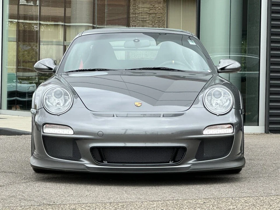 2011 Porsche 997 GT3 RS - Image 11 of 31