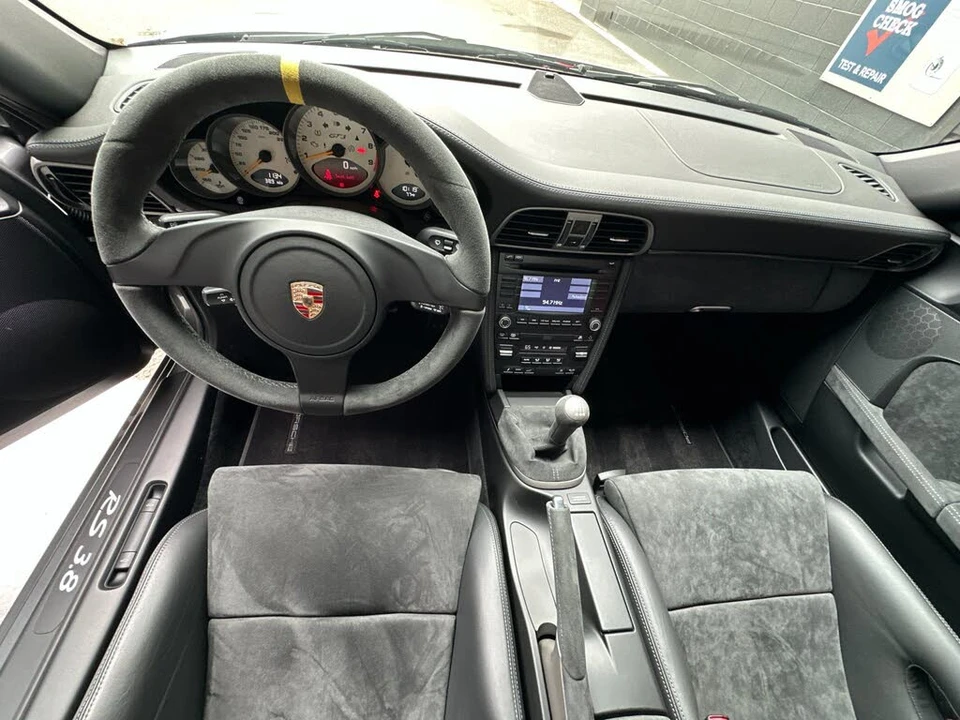 2011 Porsche 997 GT3 RS - Image 6 of 31