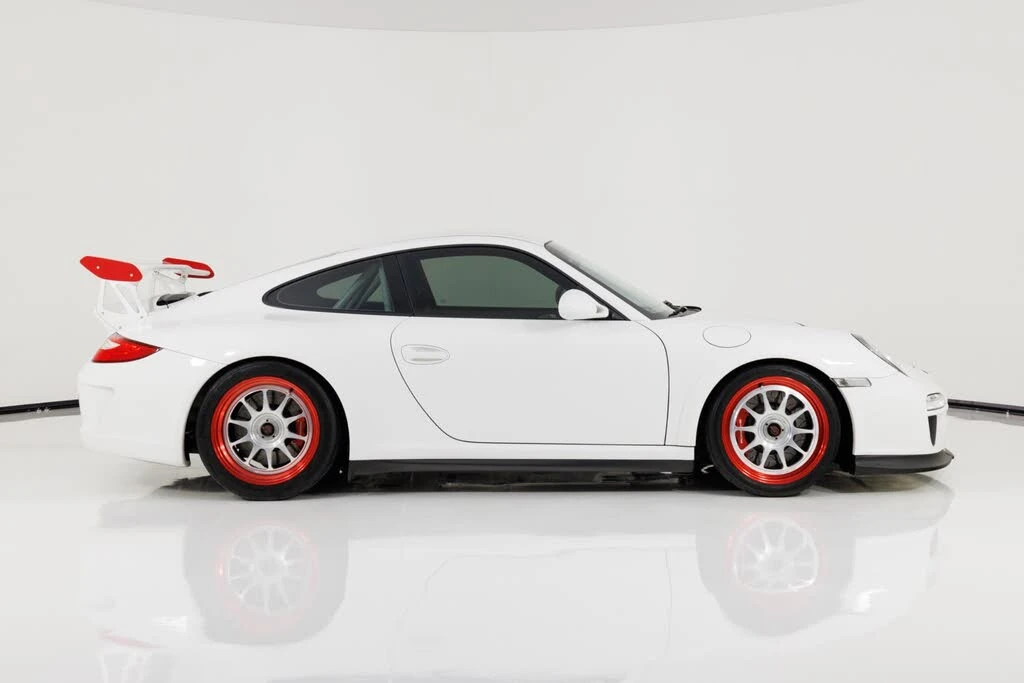 2011 Porsche 997 GT3 RS - Image 2 of 31
