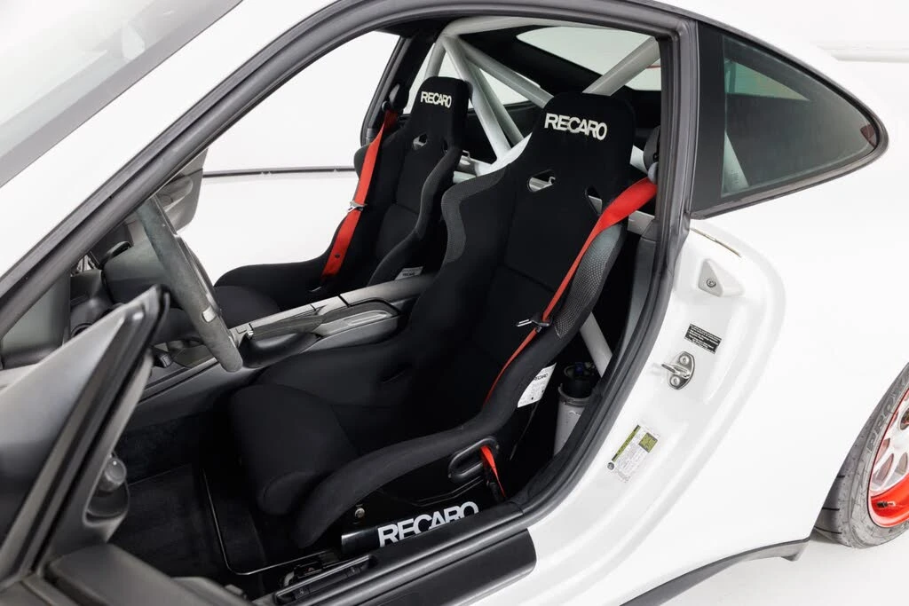 2011 Porsche 997 GT3 RS - Image 14 of 31