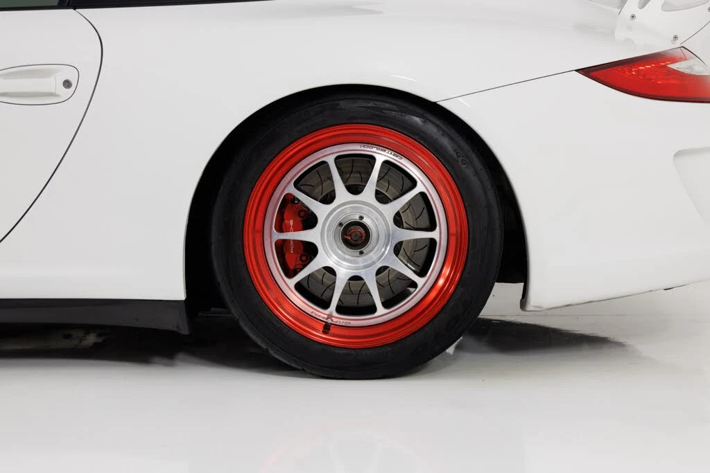 2011 Porsche 997 GT3 RS - Image 10 of 31