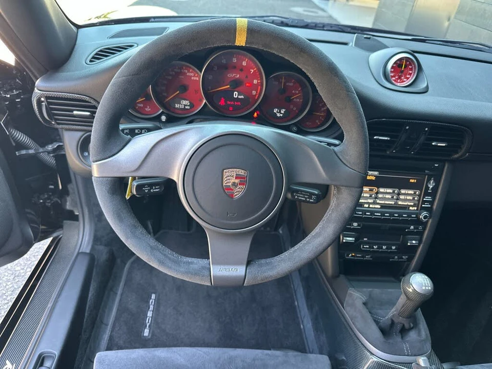 2011 Porsche 997 GT3 RS - Image 15 of 31