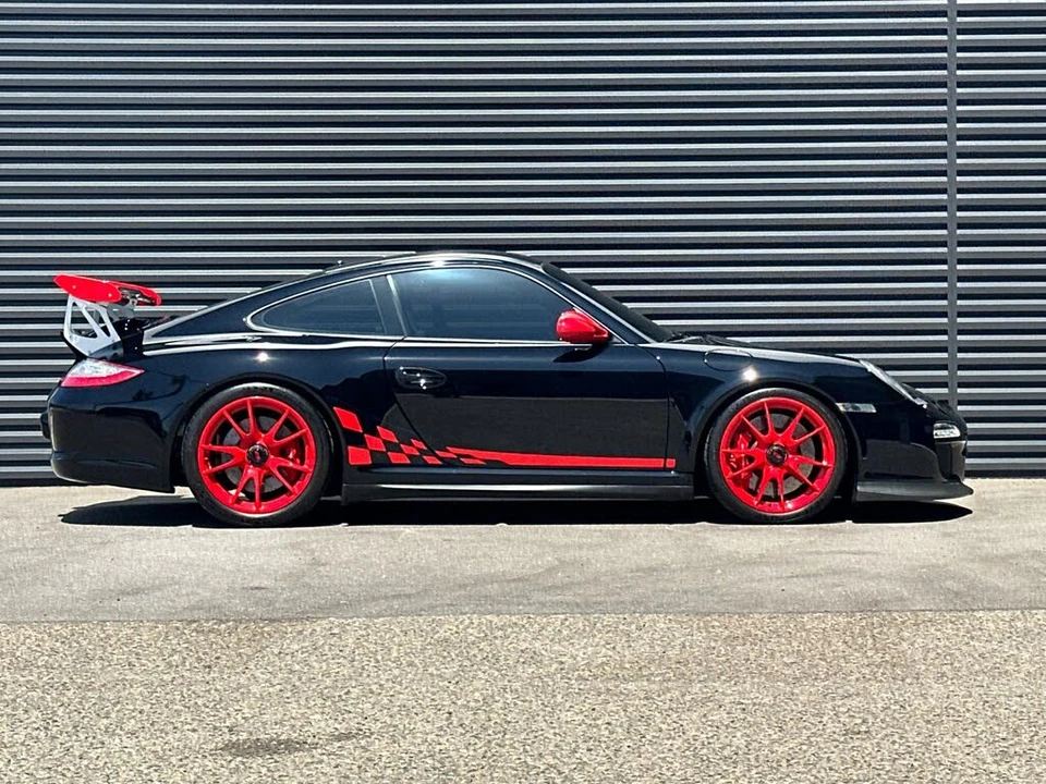 2011 Porsche 997 GT3 RS - Image 9 of 31