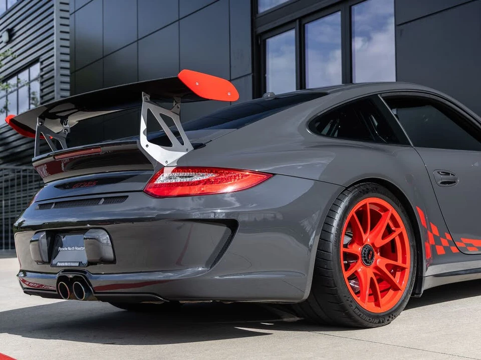 2011 Porsche 997 GT3 RS - Image 23 of 31