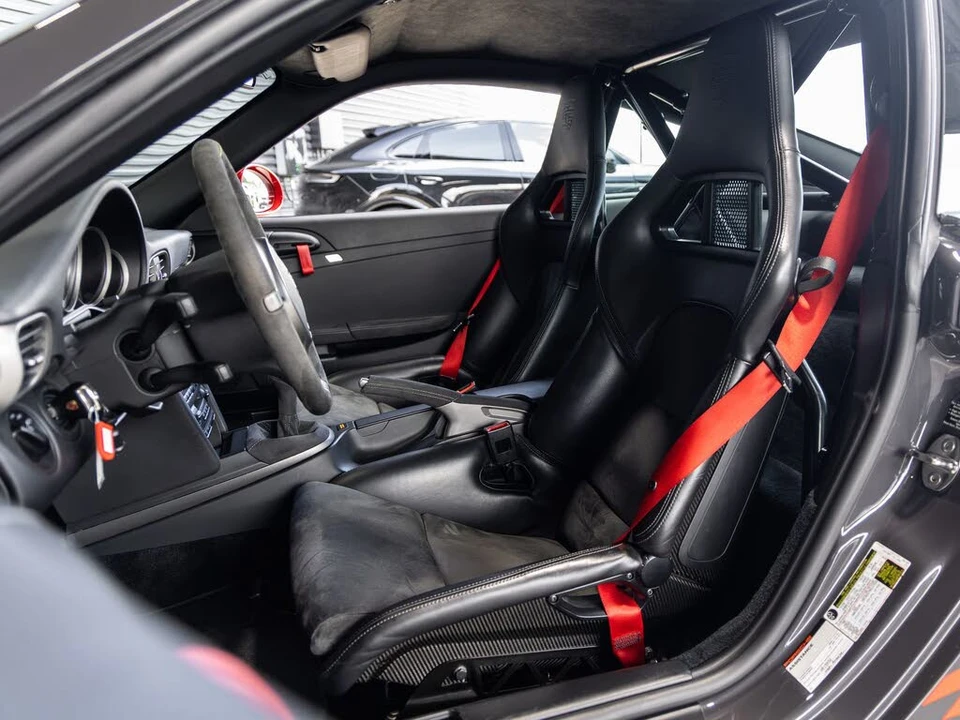 2011 Porsche 997 GT3 RS - Image 5 of 31