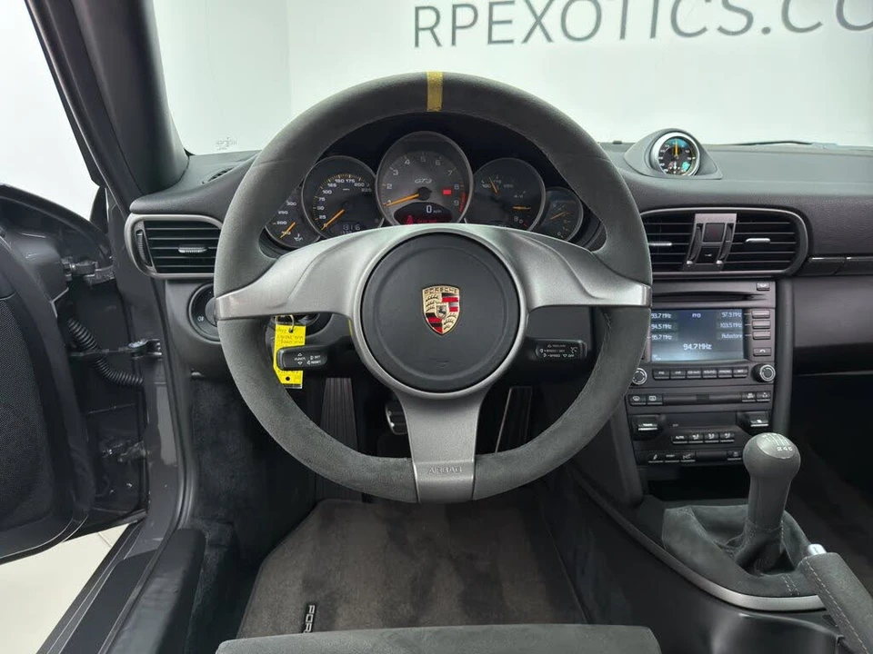 2011 Porsche 997 GT3 RS - Image 19 of 30