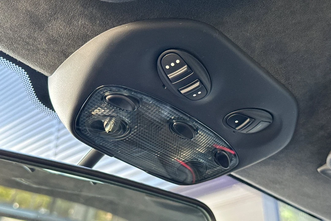 2011 Porsche 997 GT3 RS - Image 19 of 31