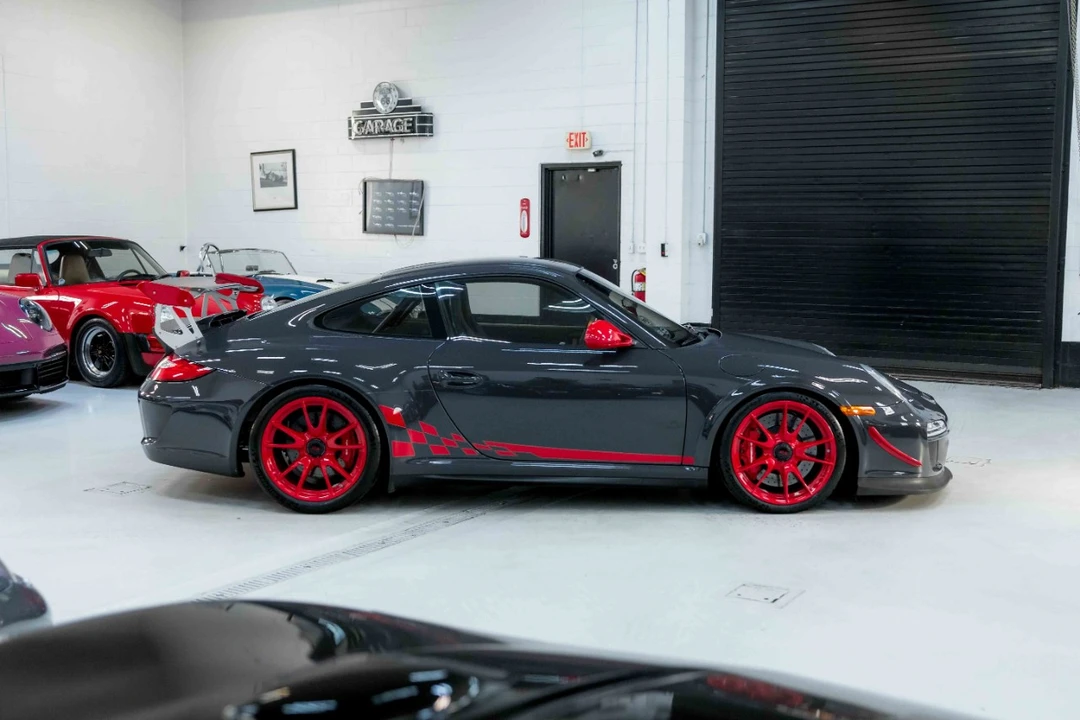 2011 Porsche 997 GT3 RS - Image 6 of 12