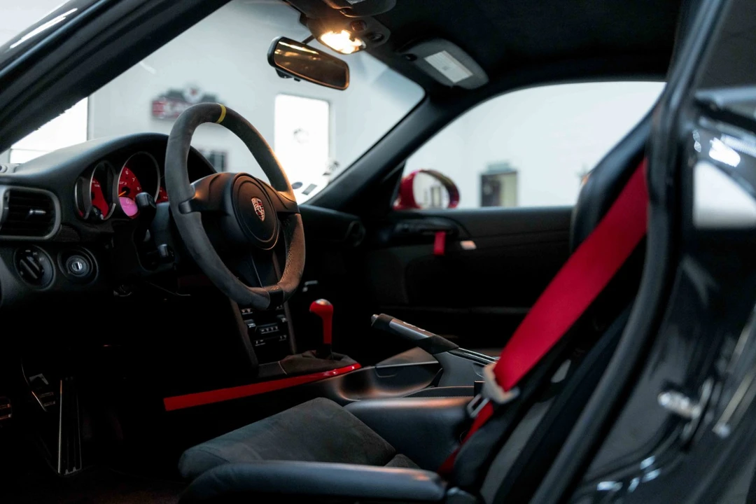 2011 Porsche 997 GT3 RS - Image 2 of 12