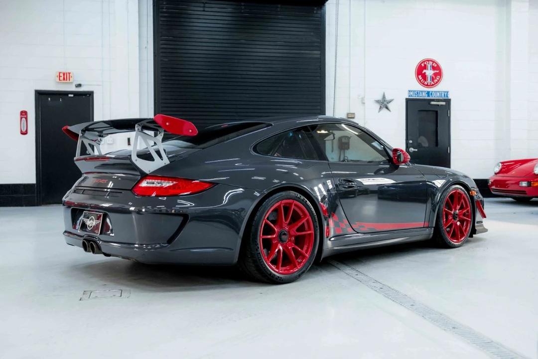 2011 Porsche 997 GT3 RS - Image 7 of 12