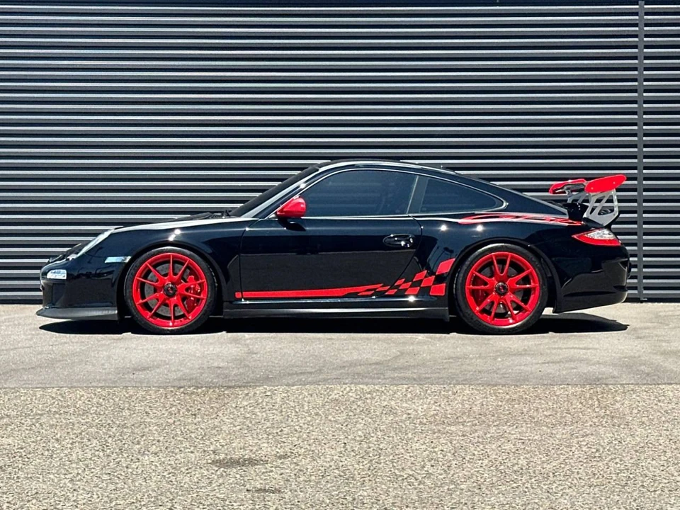 2011 Porsche 997 GT3 RS - Image 2 of 5