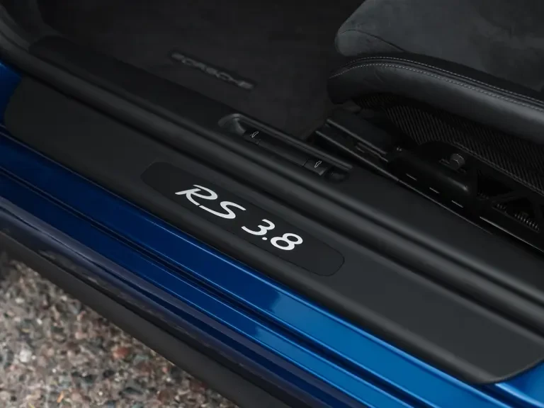 2011 Porsche 997 GT3 RS - Image 23 of 31
