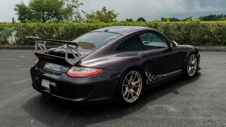 2011 Porsche 997 GT3 RS - Image 3 of 31