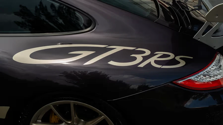 2011 Porsche 997 GT3 RS - Image 10 of 31