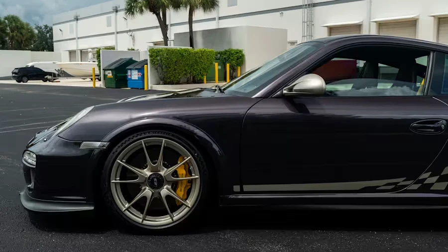 2011 Porsche 997 GT3 RS - Image 12 of 31