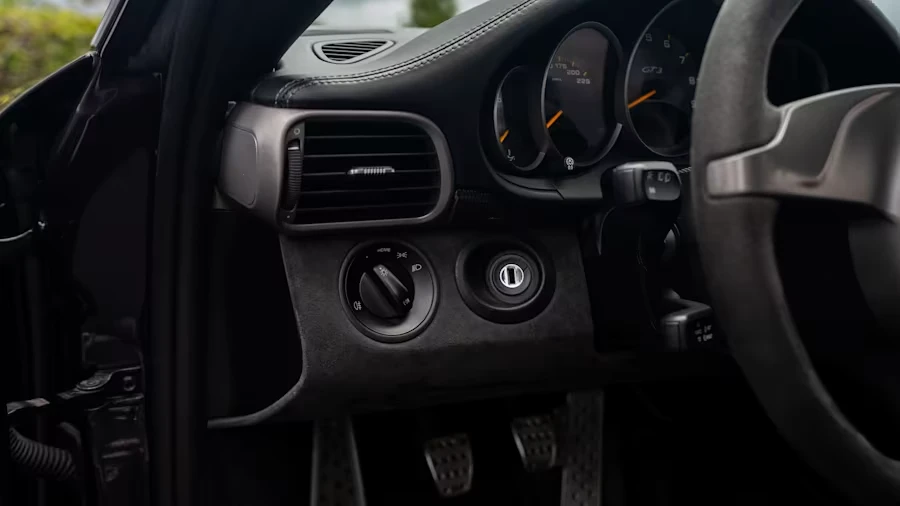2011 Porsche 997 GT3 RS - Image 29 of 31