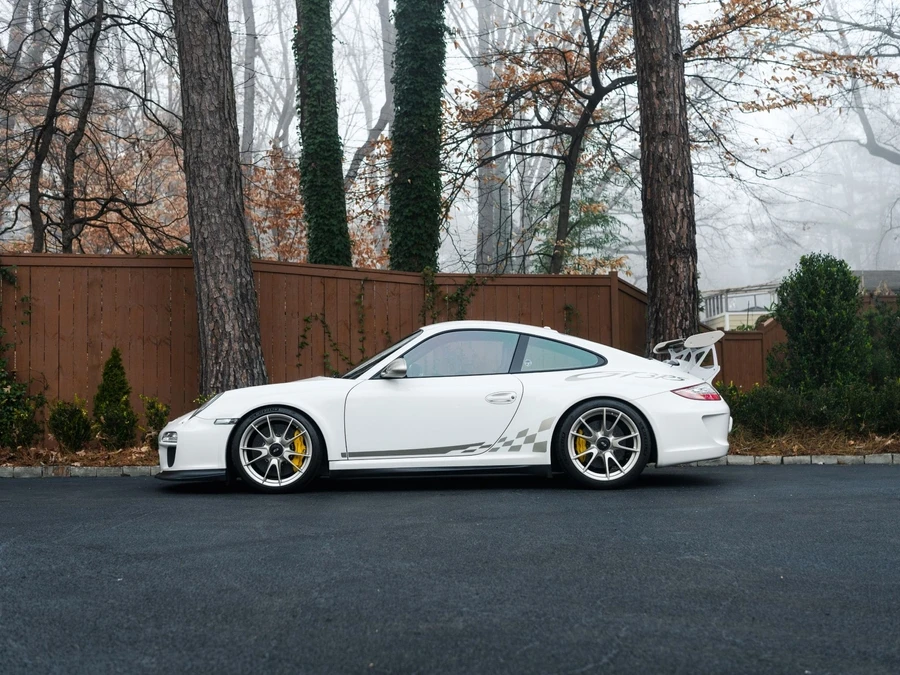 2011 Porsche 997 GT3 RS - Image 2 of 21