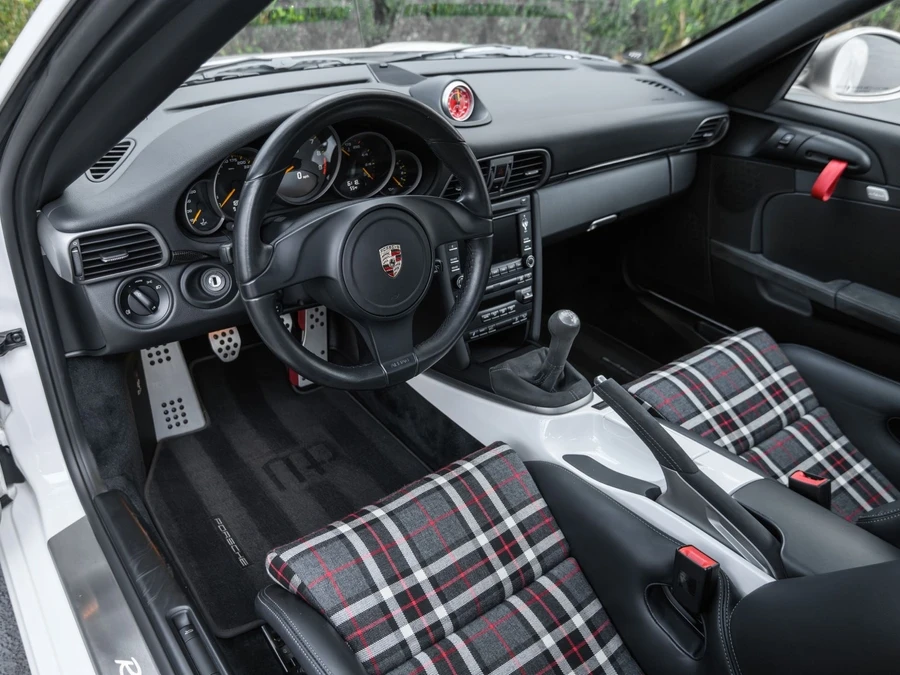 2011 Porsche 997 GT3 RS - Image 13 of 21