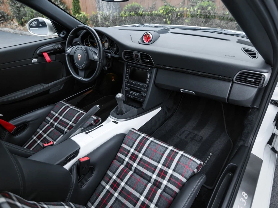 2011 Porsche 997 GT3 RS - Image 14 of 21