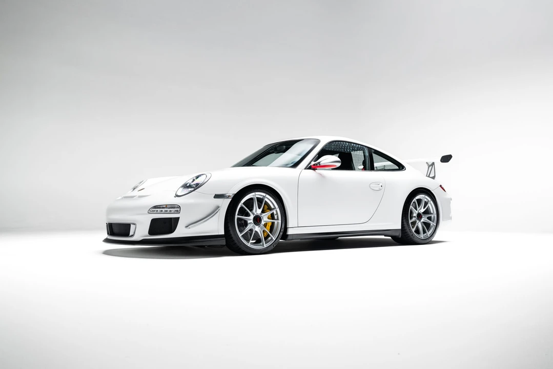 2011 Porsche 997 GT3 RS - Image 4 of 31
