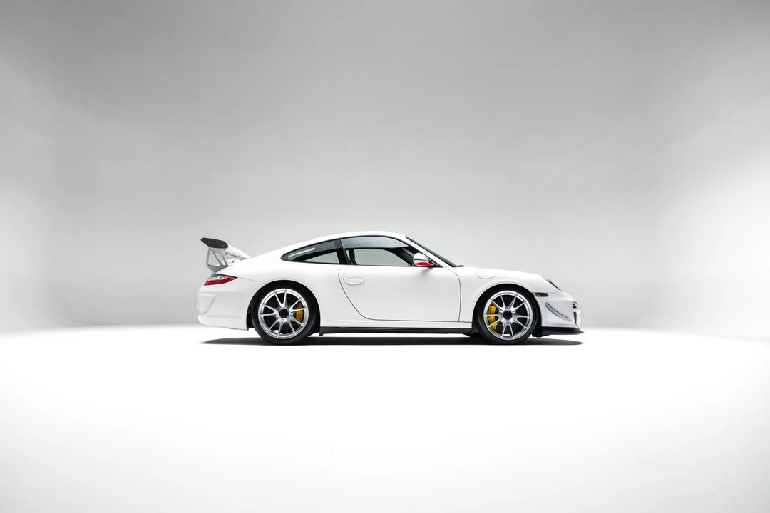 2011 Porsche 997 GT3 RS - Image 18 of 31