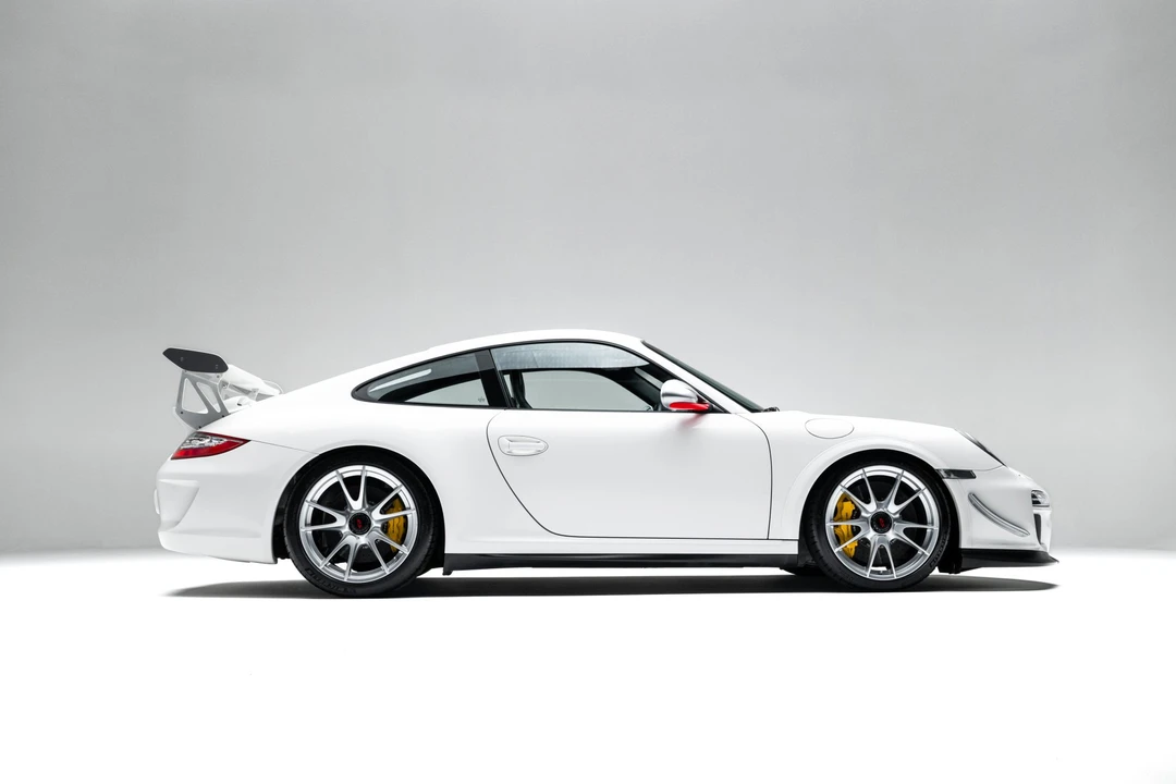 2011 Porsche 997 GT3 RS - Image 21 of 31