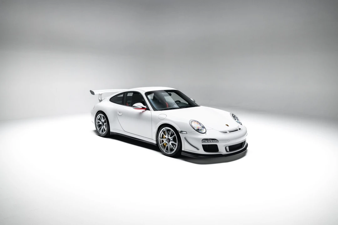 2011 Porsche 997 GT3 RS - Image 13 of 31