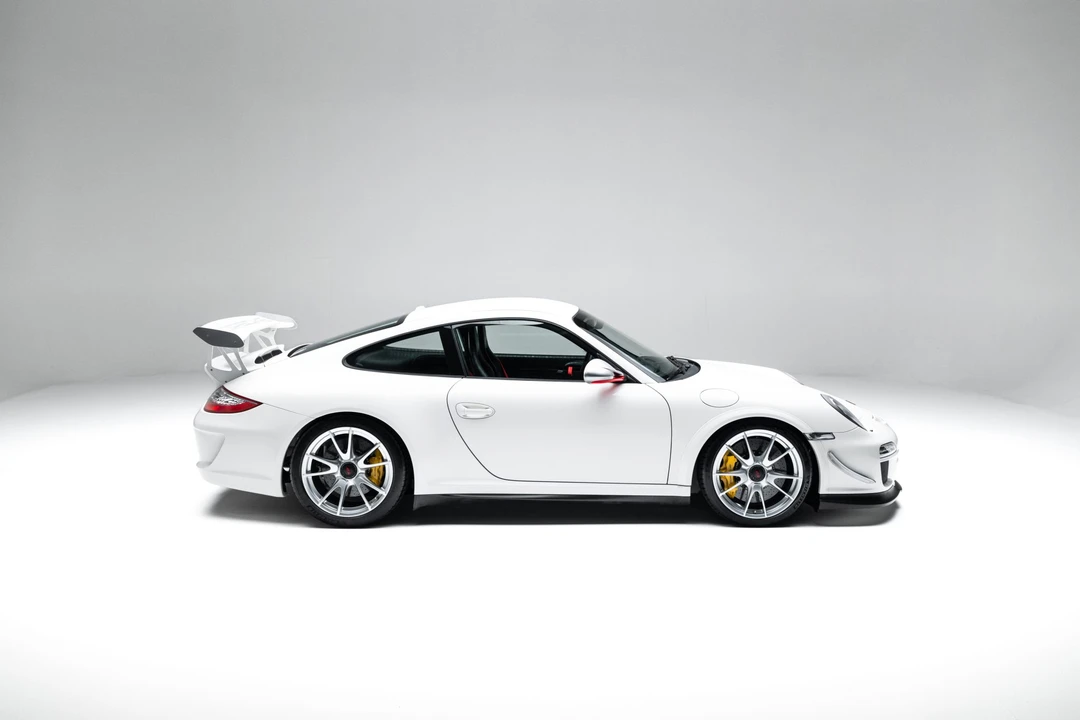 2011 Porsche 997 GT3 RS - Image 22 of 31