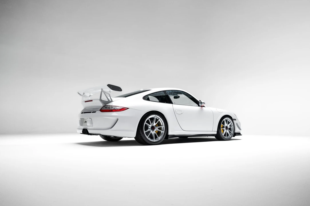 2011 Porsche 997 GT3 RS - Image 24 of 31