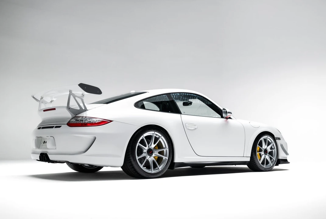 2011 Porsche 997 GT3 RS - Image 29 of 31