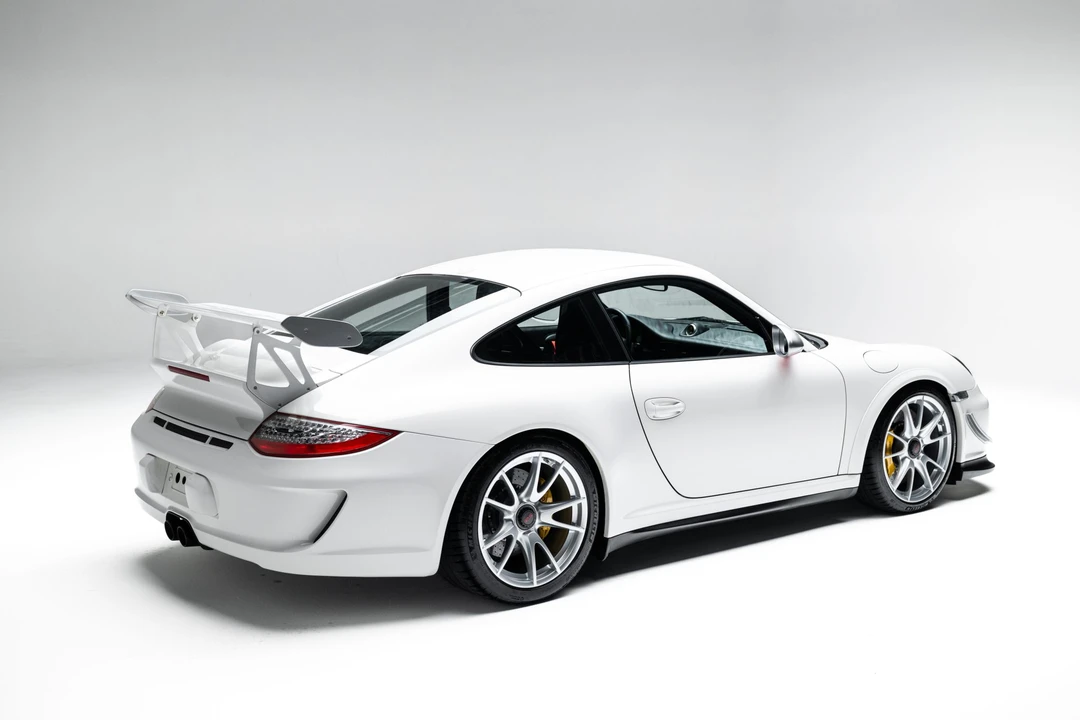 2011 Porsche 997 GT3 RS - Image 26 of 31