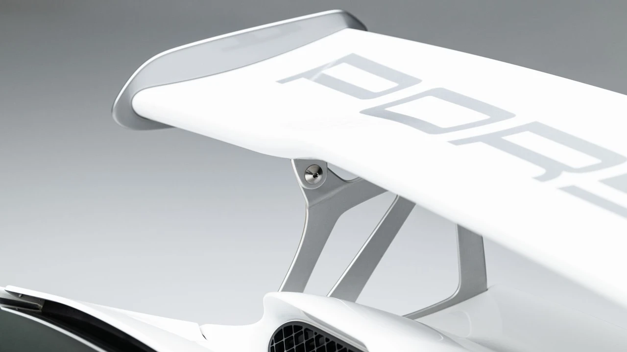 2011 Porsche 997 GT3 RS - Image 31 of 31