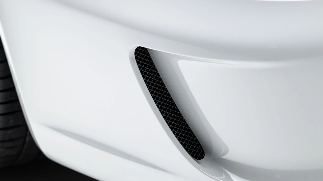2011 Porsche 997 GT3 RS - Image 24 of 31