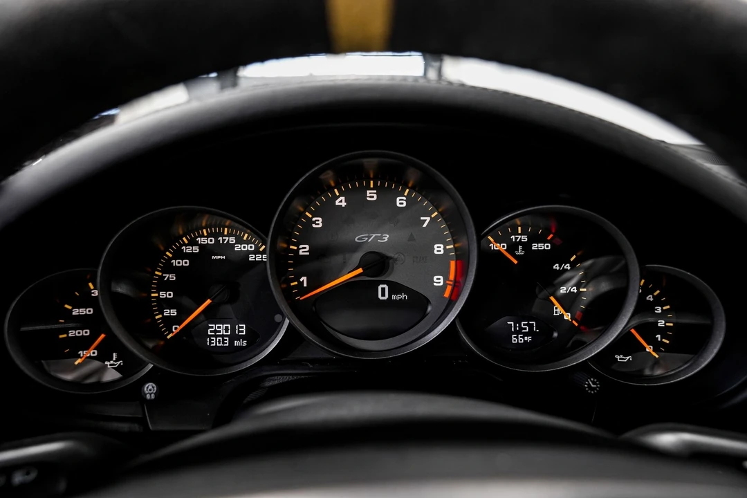 2011 Porsche 997 GT3 RS - Image 11 of 12