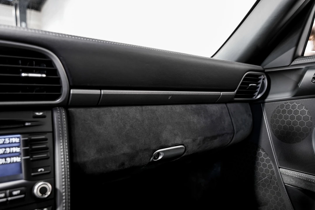 2011 Porsche 997 GT3 RS - Image 16 of 21
