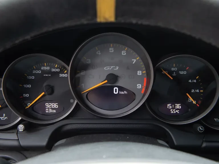 2011 Porsche 997 GT3 RS - Image 10 of 17