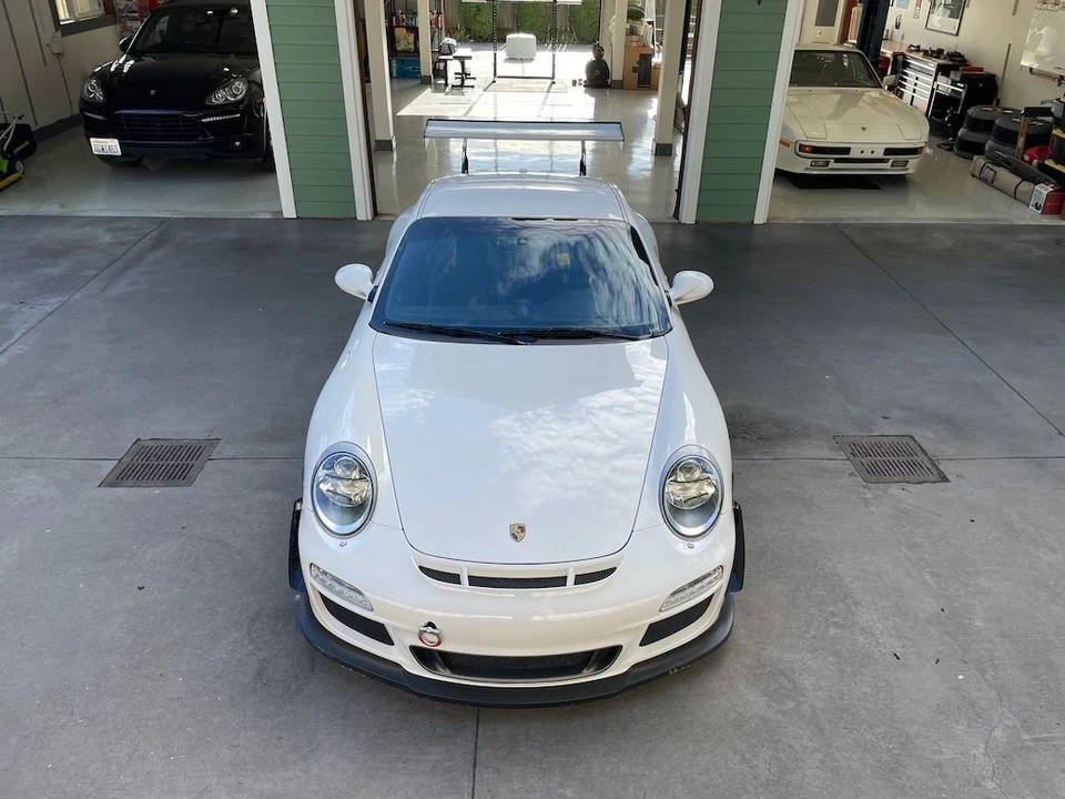2011 Porsche 997 GT3 - Image 9 of 31