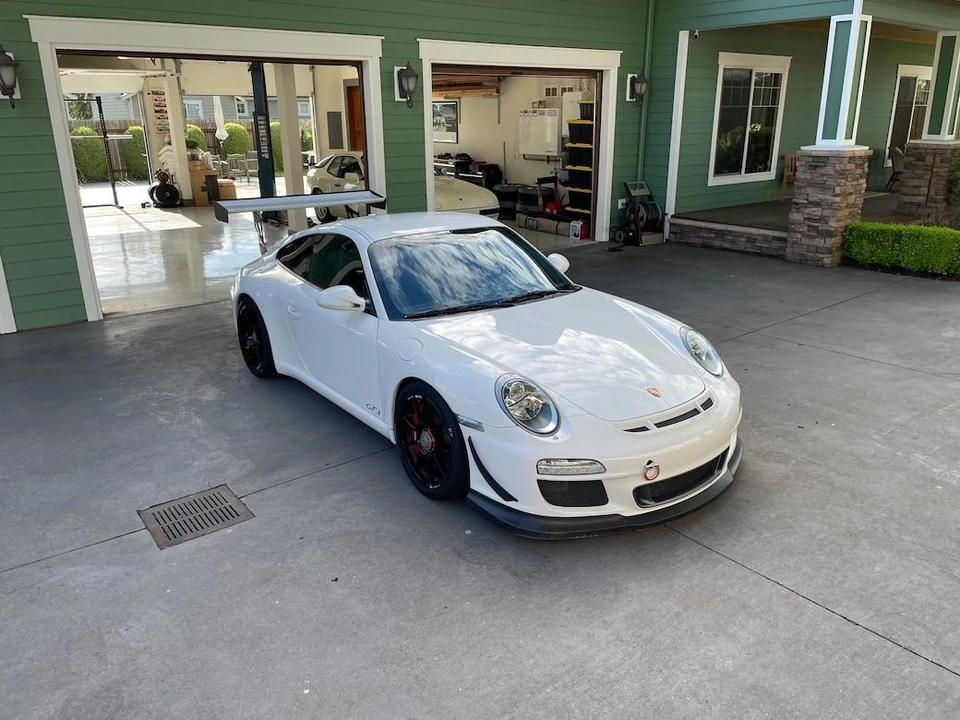 2011 Porsche 997 GT3 - Image 10 of 31