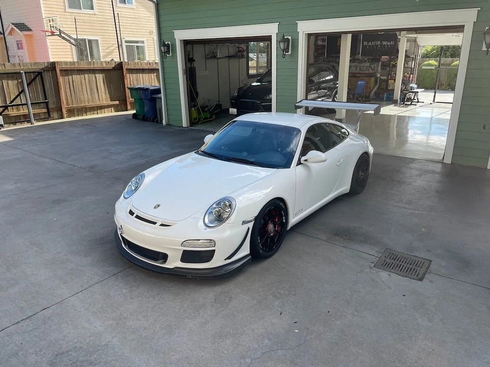 2011 Porsche 997 GT3 - Image 11 of 31