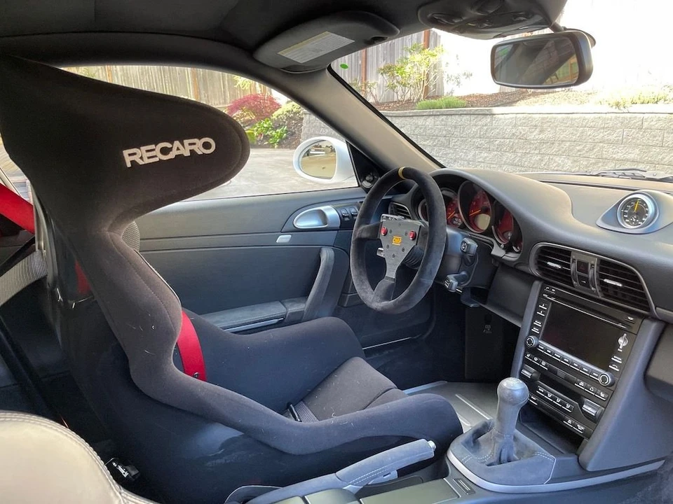 2011 Porsche 997 GT3 - Image 15 of 31
