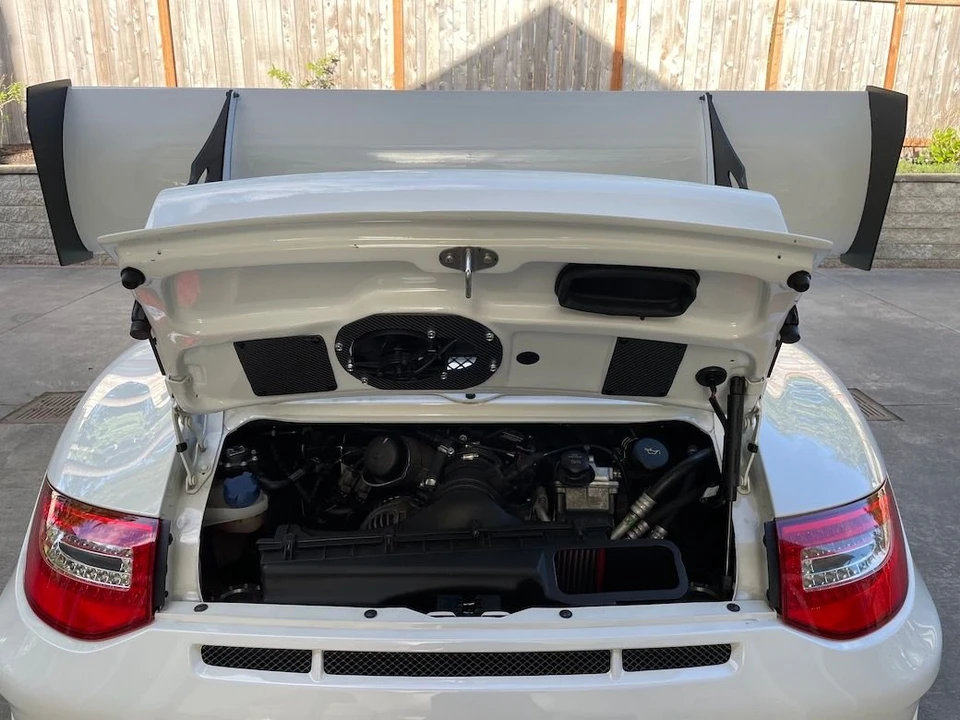 2011 Porsche 997 GT3 - Image 20 of 31