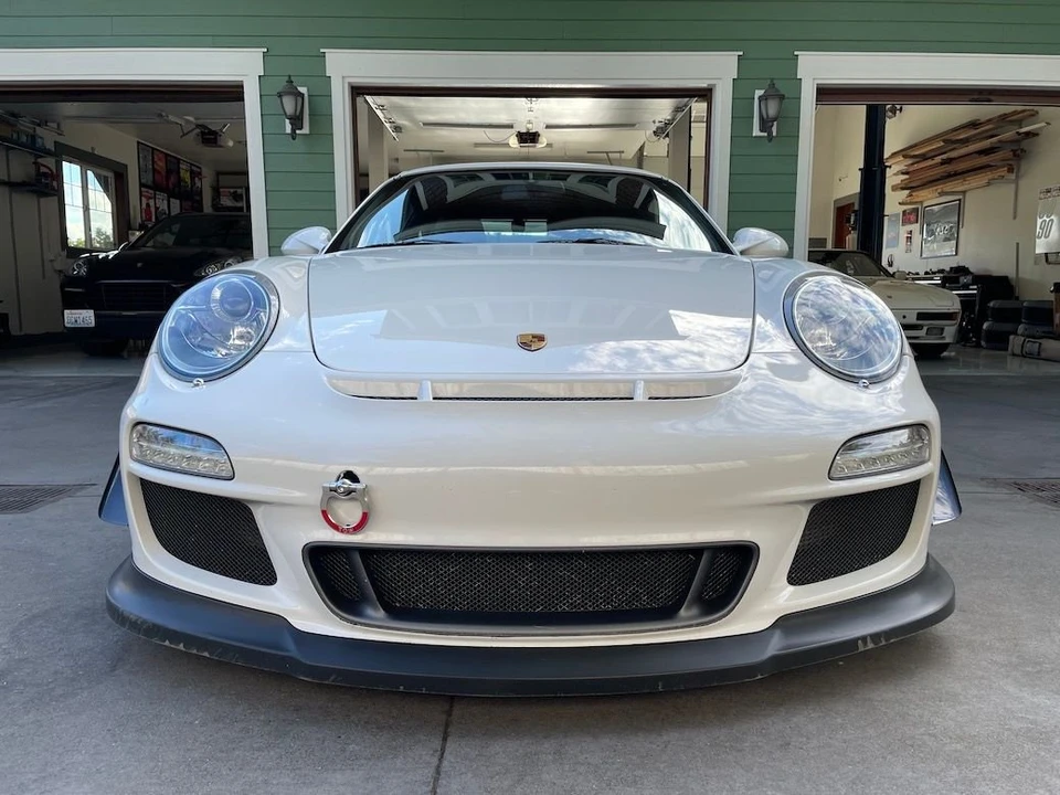 2011 Porsche 997 GT3 - Image 26 of 31