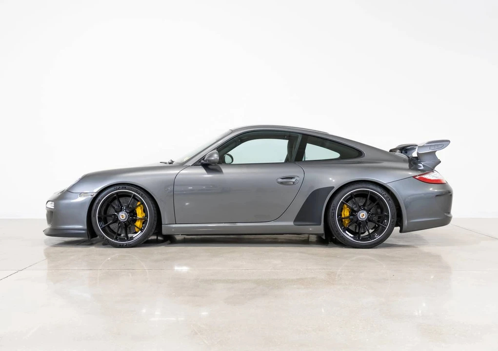 2011 Porsche 997 GT3 - Image 2 of 5