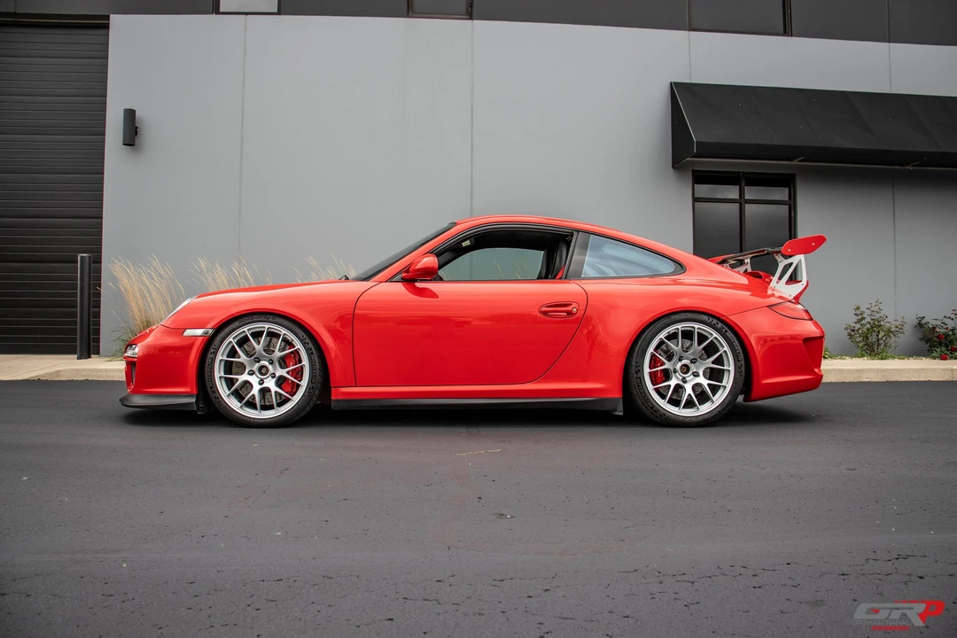 2011 Porsche 997 GT3 RS - Image 2 of 10