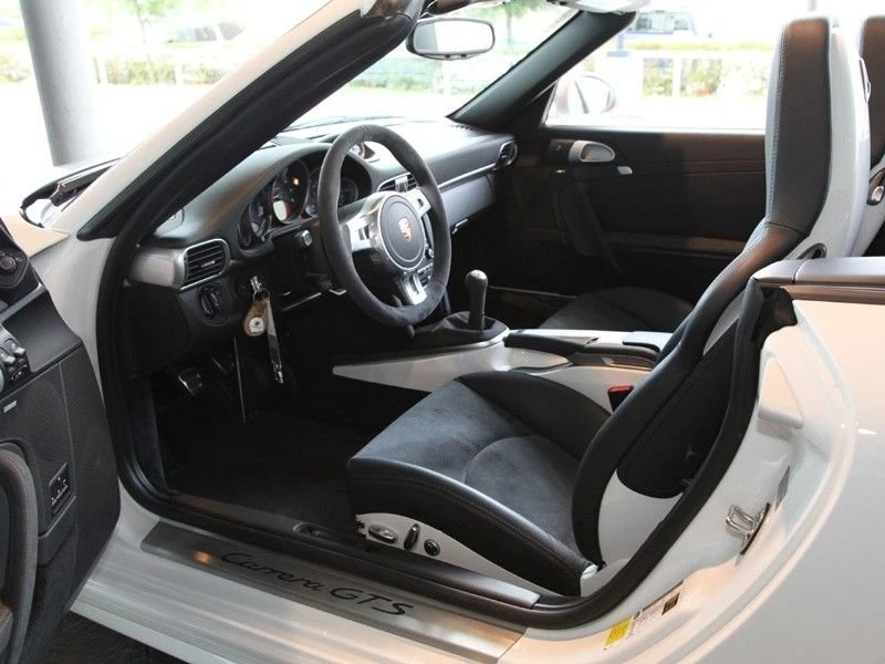 2011 Porsche 997 Carrera GTS - Image 14 of 30