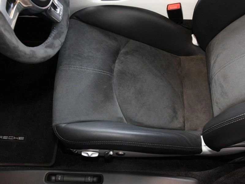 2011 Porsche 997 Carrera GTS - Image 18 of 30