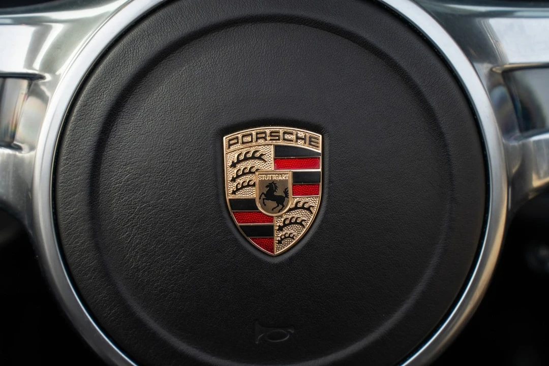 2011 Porsche 997 Turbo - Image 12 of 30